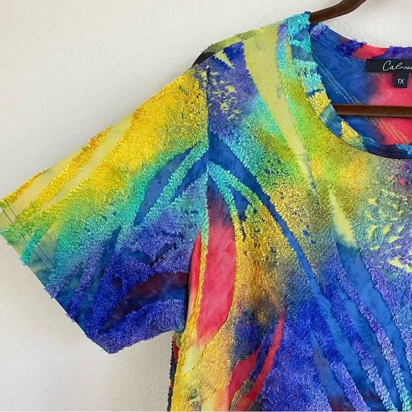 Calessa Tie Dye Asymmetrical Hem Art To Wear Top Size 1X - Picture 3 of 5